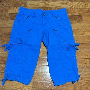 Arizona Jean Company Women's Blue Capris